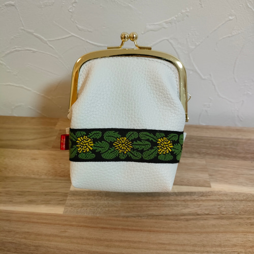 たんぽぽ柄のチロルリボンで作るがま口財布 がま口 小さな雑貨屋さん  
