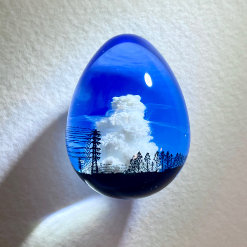 絵画　ハンドメイド　レジンコート　創作一点物　クールダウン　青色　八角形 受注製作】情景レジン-青空と入道雲 その他インテリア雑貨 Annie.art