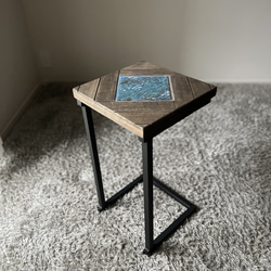 [幅30cm角] サイドテーブル タイルテーブル スチール製 海を感じる 1枚目の画像