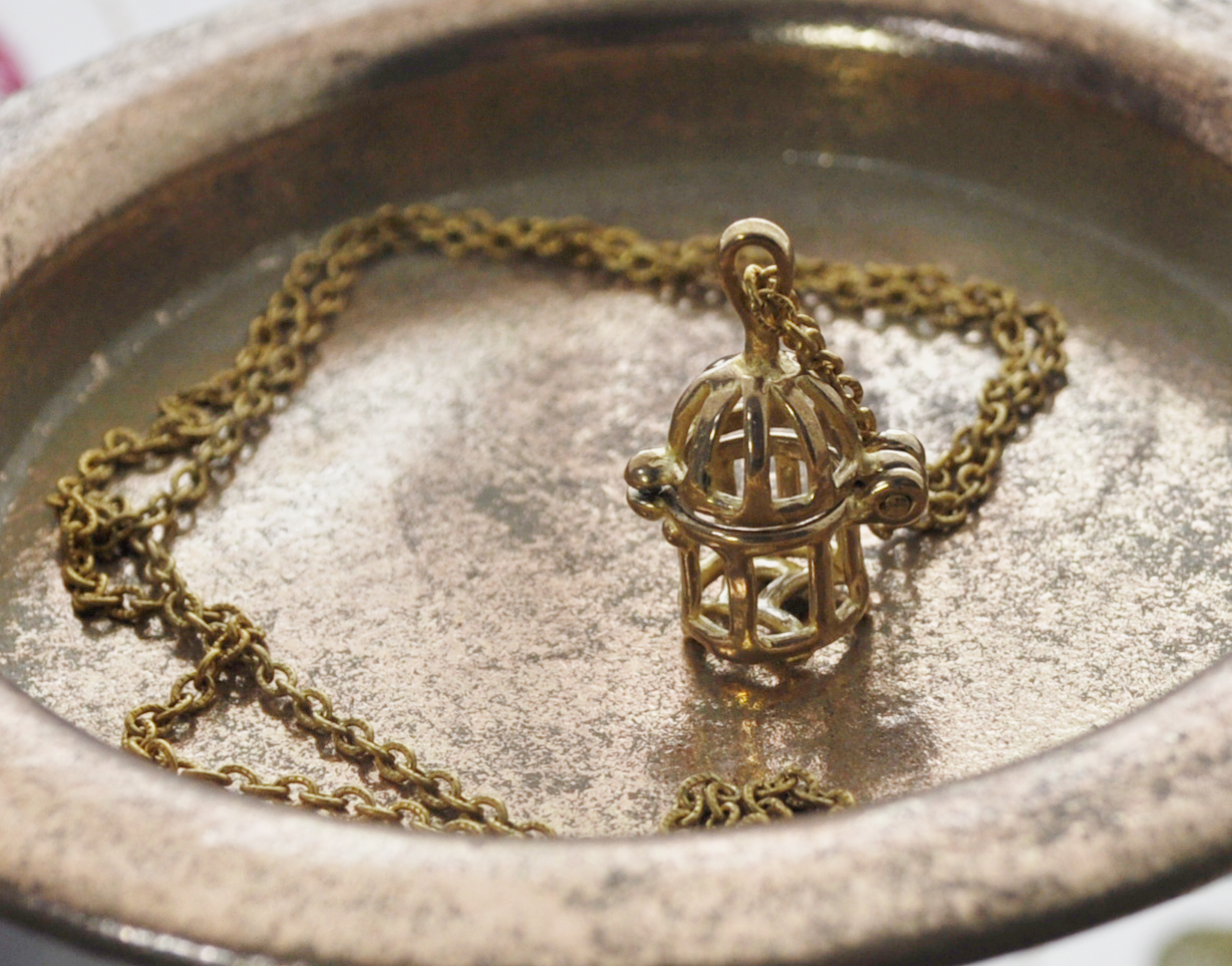 真鍮のポマンダーペンダント：《鳥籠 02/Cage 02》