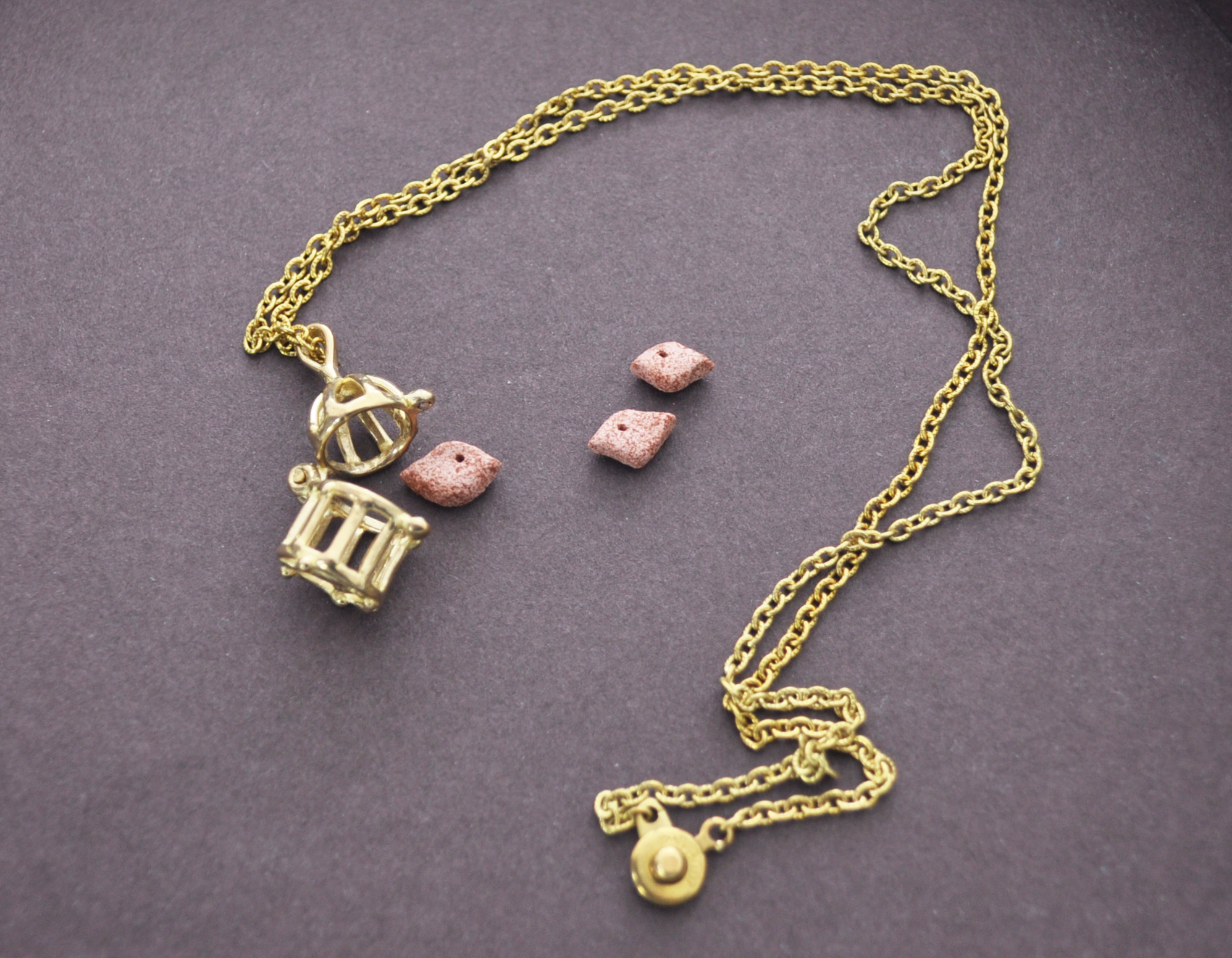 真鍮のポマンダーペンダント：《鳥籠 02/Cage 02》