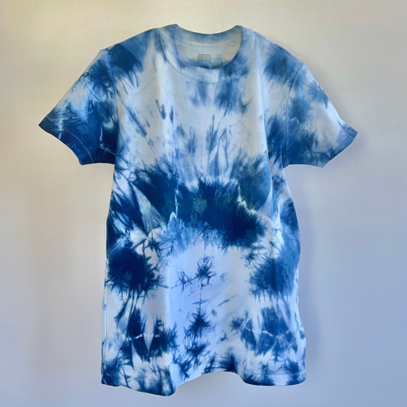 藍染クルーネックTシャツ・華（半袖レディースL） 1枚目の画像