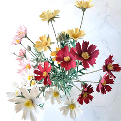 1輪挿しのレッドコスモス　産地直送の布の花屋さん 15枚目の画像