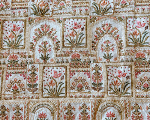 インド刺繍生地 生地 emily 通販 16731469｜Creema(クリーマ)