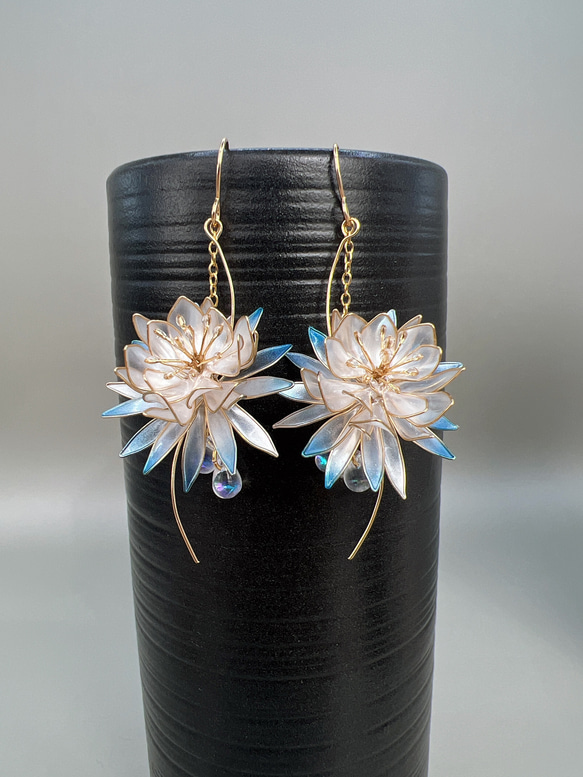 Pamela Love フック ピアス イヤリング 花 フラワー 受注制作】フリルフラワーピアス/イヤリング ピアス（その他