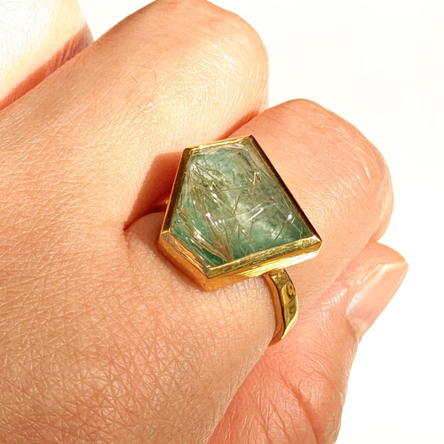 エメラルド × ルチルクォーツ 変形5角形 ダブレット 立体 シルバー