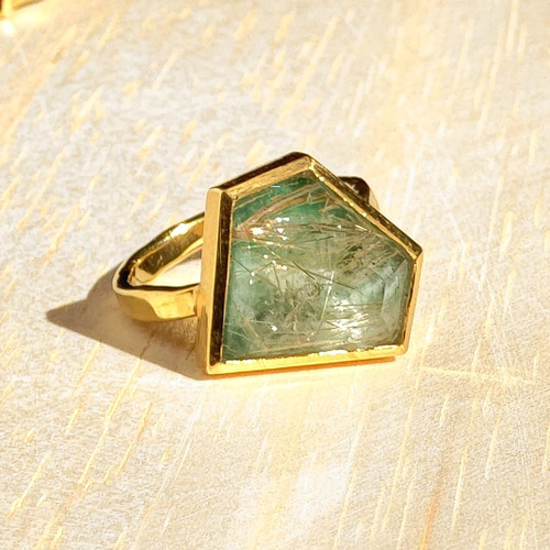 エメラルド × ルチルクォーツ 変形5角形 ダブレット 立体 シルバー