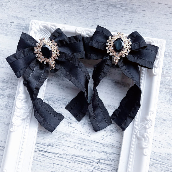 POTETE　バタフライ 緑 & ハートリボン クリップ 黒　ヘアアクセサリー POTETE リボンヘアクリップ POTETE バタフライ 緑 & ハートリボン