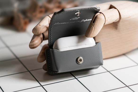 AirPods Proケース スペースグレイ 5枚目の画像