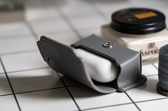 AirPods Proケース スペースグレイ 11枚目の画像