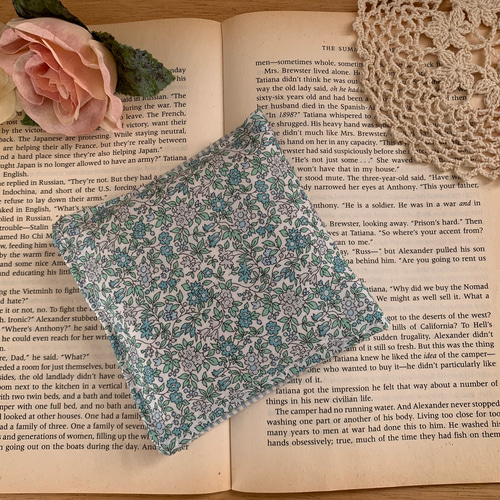 リバティプリント“ミシェル“サニタリーケース　Dブルー リバティプリント“ミシェル“サニタリーケース Dブルー LIBERTY