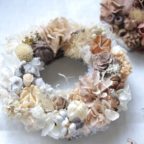 てのひらリース*エクリュカラー実りの秋 リース chainon 通販｜Creema  