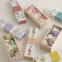 桐箱入り仏花とお線香のセット”結花” 4枚目の画像