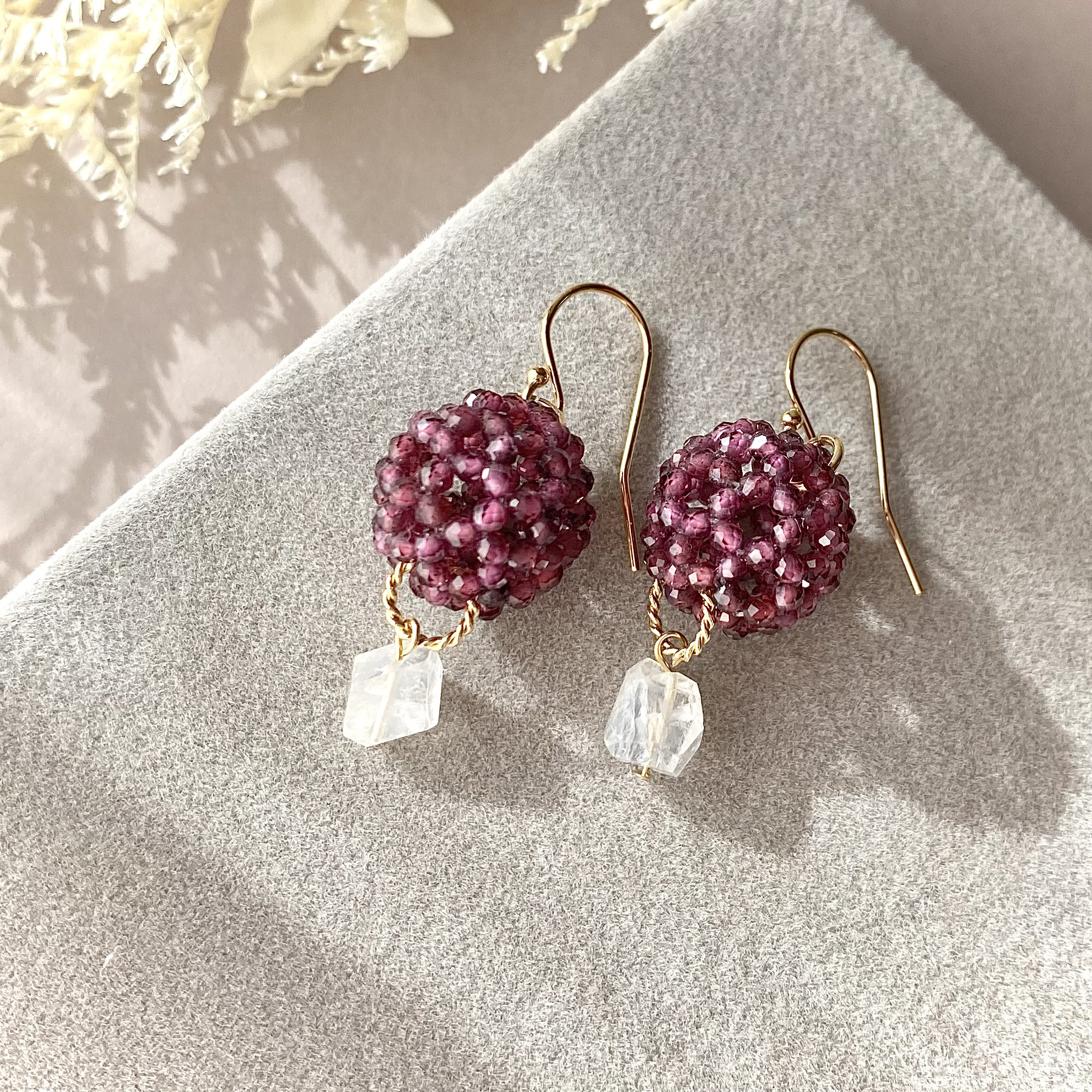 天然石　ロードライトガーネット　ワイヤーラッピング　ピアス　14kgf ロードライトガーネット ピアス ワイヤーラッピング 14kgf 天然石