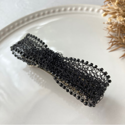 ヘアアクセサリー リボン バレッタ 黒 ブラック 大きめ レース 上品 8cm M シック 再販 クリスマス 1枚目の画像