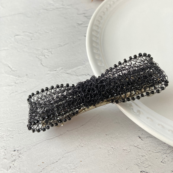 ヘアアクセサリー リボン バレッタ 黒 ブラック 大きめ レース 上品 8cm M シック 再販 クリスマス 4枚目の画像