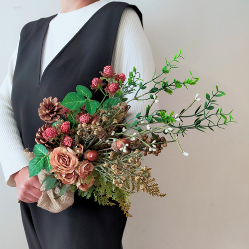 アーティフィシャル♡ベリーとどんぐりのリース アーティフィシャル♡ベリーとどんぐりのリース どんぐりと綿の