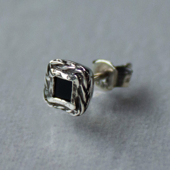 silver925 ピアス  -mirrorstone Pierce- (Square) スタッドピアス オニキス　 1枚目の画像