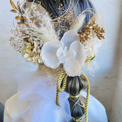 髪飾り(ゴールド) 胡蝶蘭 金箔 水引 リボン アジサイ 4枚目の画像