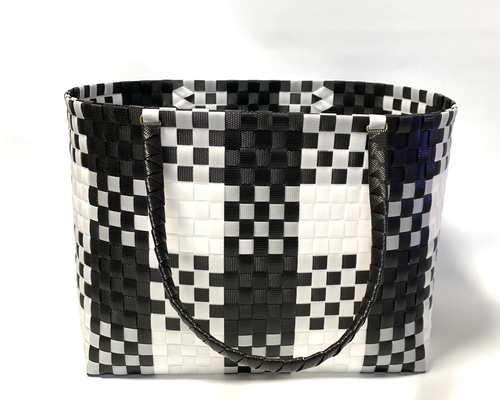 【美品】CHIEKO+ Manta ブラック モノトーン タオルハンカチ - Atsuko Matano 公式オンラインショップ