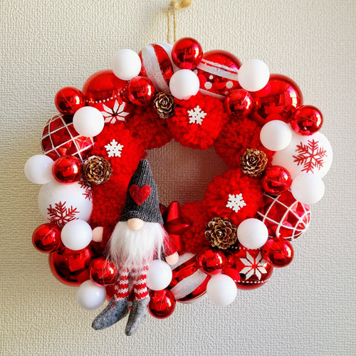 2023年クリスマスオーナメントリース 妖精さん レッド系 壁掛けリース