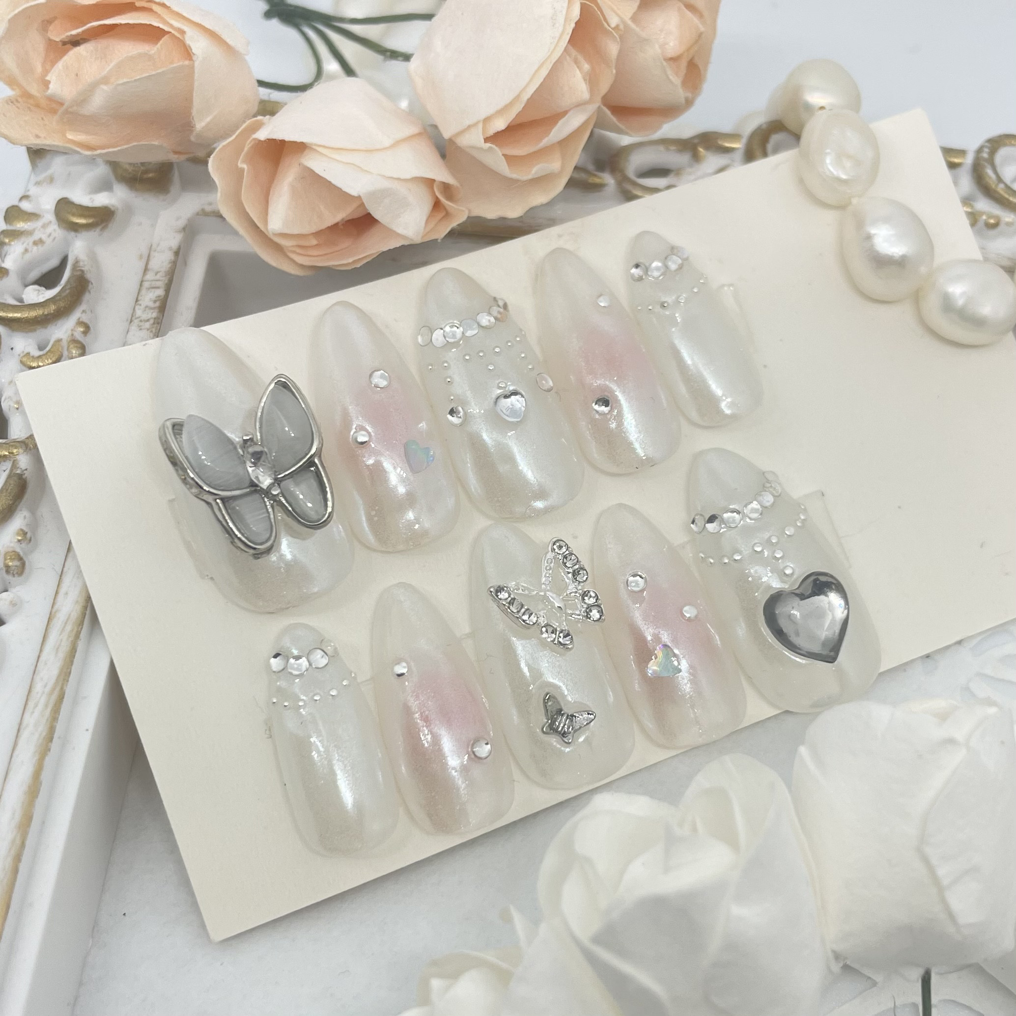 サイズオーダー♡うるうるチーク×バタフライネイルチップ ピンク size  