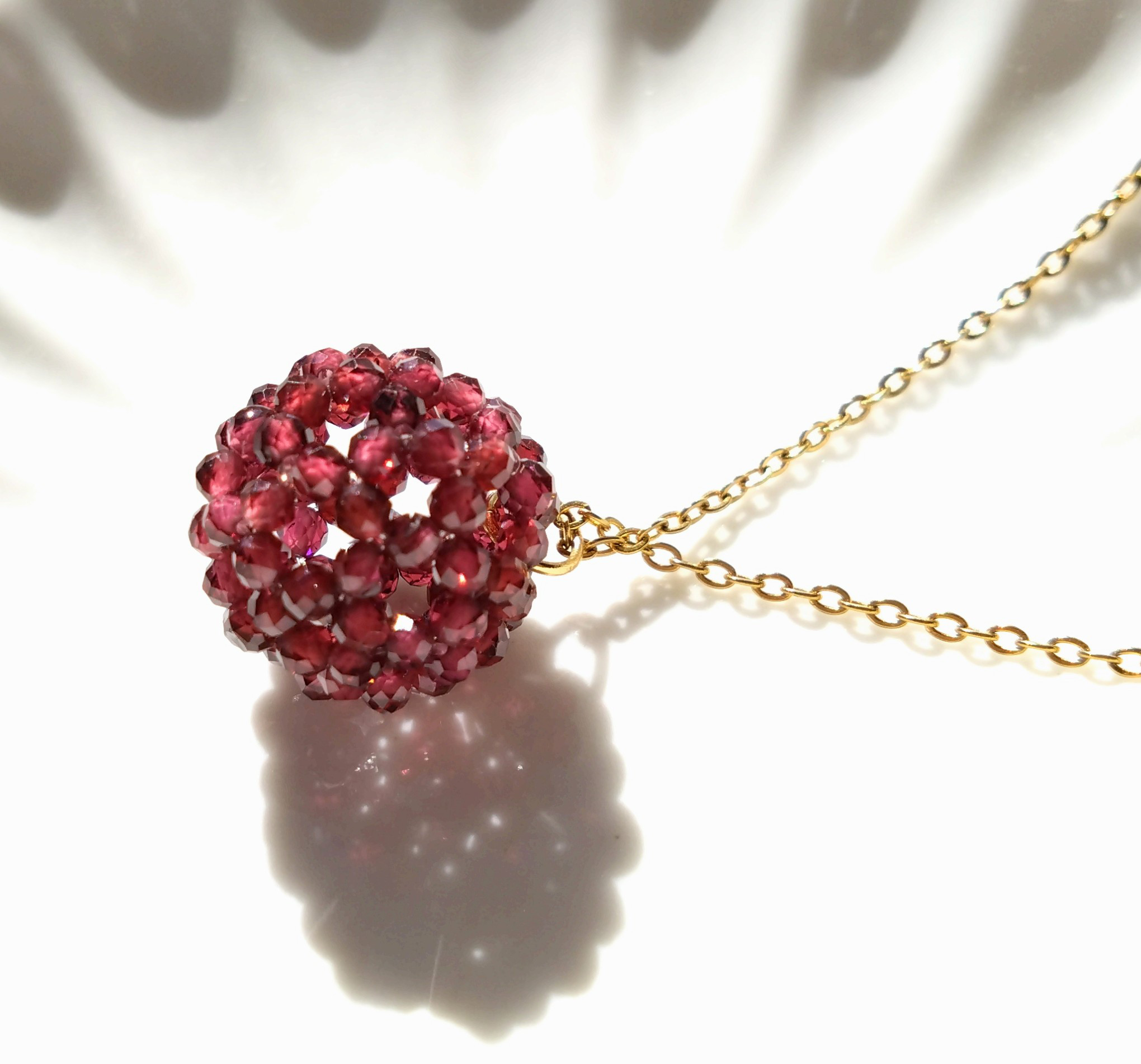 【1月誕生石】ガーネット 神聖幾何学フラーレン　ネックレス