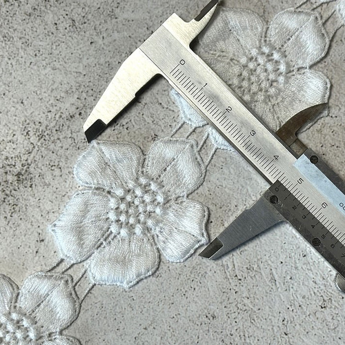 2m コットンケミカルレース 5弁の花柄 モチーフ 日本製 lace-No,173