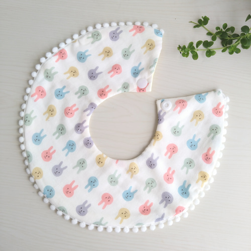 ボンボン付き360°リバーシブルスタイ よだれかけ 出産祝いやプチギフト