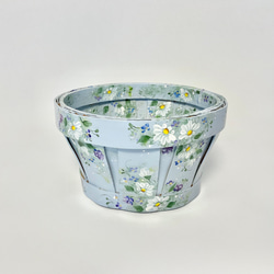 ソフトライラック色の、デイジーと野の花のミニバスケット　トールペイント 2枚目の画像