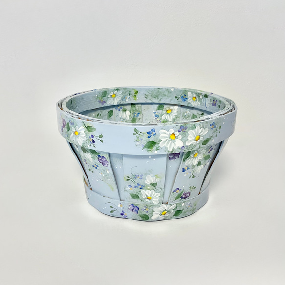 ソフトライラック色の、デイジーと野の花のミニバスケット　トールペイント 2枚目の画像