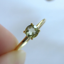 【八月生日石】4毫米高品質「黃色尖晶石」戒指 第2張的照片