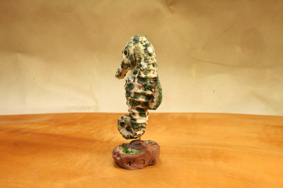 タッちゃん（タツノオトシゴ・辰）（緑）・陶芸作品　置物（陶 動物） 4枚目の画像