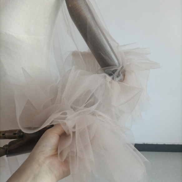 ラッフルモチーフのチュールトップス ベージュボレロ ドレスアレンジ色オーダー可能 