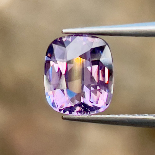 スピネル パープル スピネル ルース クッション カット 1.45 カラット