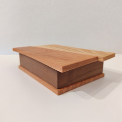 飾り台にもなる木箱 7.7cm×12.5㎝　【名入れ可】 ～ブラックチェリー･ホオノキ･クリ･タモ～ 5枚目の画像