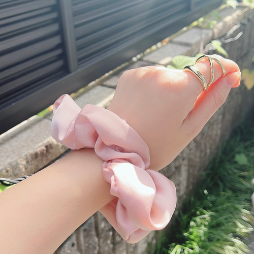 3色シュシュ ブレスレット なつ 通販 16735685｜Creema(クリーマ