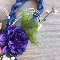 数量限定【お正月】ダリアと椿のタッセル型しめ縄リース　ネイビー／お正月飾り／注連縄 5枚目の画像