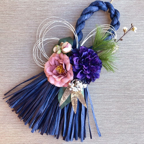 しめ縄リース　ブルーダリアとシックな小薔薇 しめ縄リース ブルーダリアとシックな小薔薇 しめ縄リース ブルー
