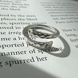 ✨きれいな輝き✩ハンマー打ち槌目加工リングR2471 9枚目の画像