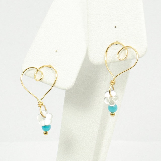 K18 YG ゴールド ハート 白蝶貝 フラワーモチーフ アリゾナ産ターコイズ ピアス 一点もの 18金 Pe517-1