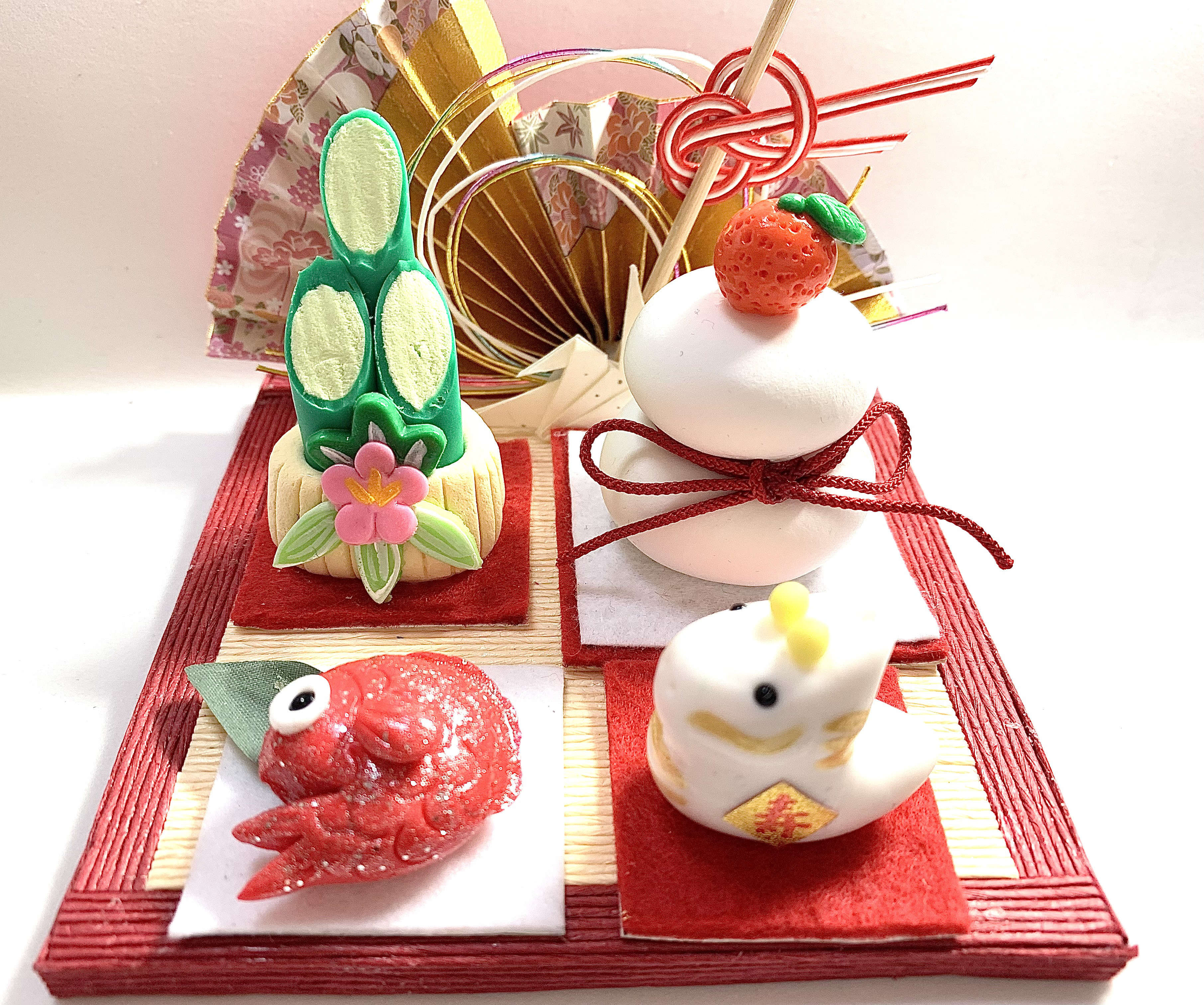 【3点セット】門松と鏡餅　ホワイトゴールド 3点セット】門松と鏡餅 ホワイトゴールド （ミニ門松 迎春