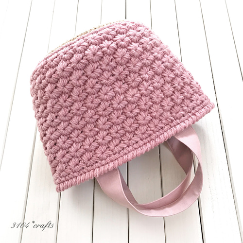 花模様のニットバッグ*持ち手布*内布付き*スモーキーピンク 花模様のニットバッグ*持ち手布*内布付き*スモーキーピンク