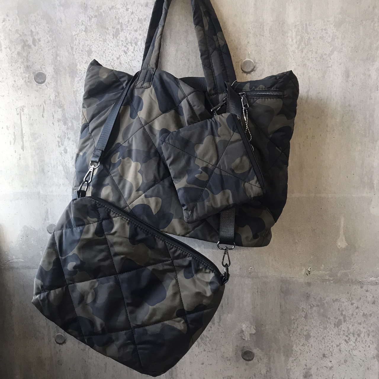 キルティングバッグ3点セット トートバッグ ショルダーバッグ ポーチ トラベルバッグ 5,236円