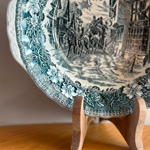 英国の古いサラダボウル ROYAL TUDOR WARE ロイヤルチューダー