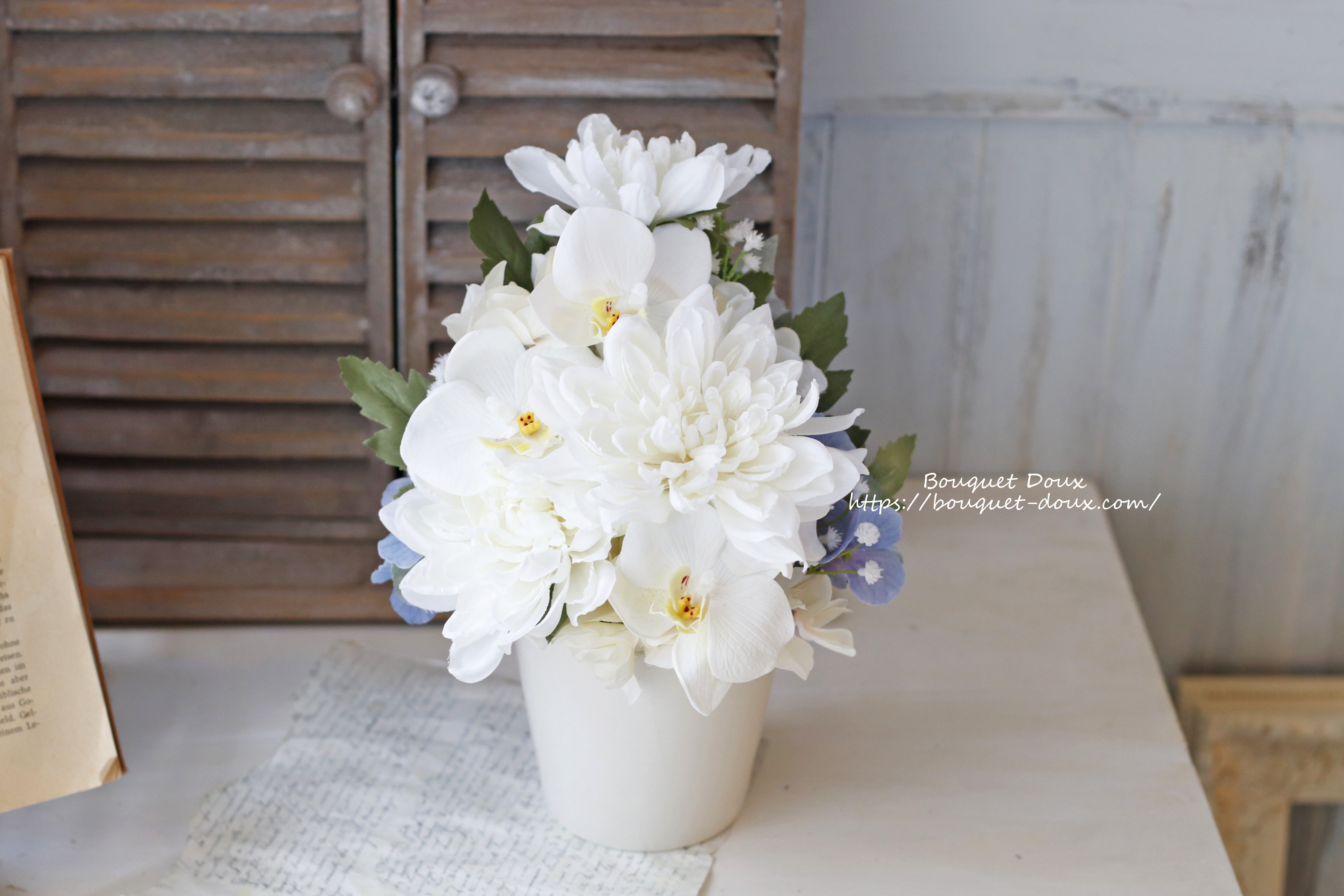 【仏花72】お供え花　御供　フラワーアレンジメント　造花　仏壇花　お悔み花　アートフラワー　初盆　お盆　喪中