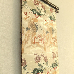 [(16)1765] 188cm/由大正、昭和時代的腰帶改造而成/鶴/花朵圖案/掛毯/桌旗 第2張的照片