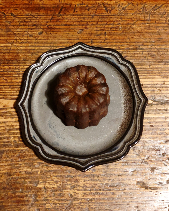 上勝阿波晩茶のカヌレ 6個 受注後製造 -Organic Awabancha Canelé- 1枚目の画像