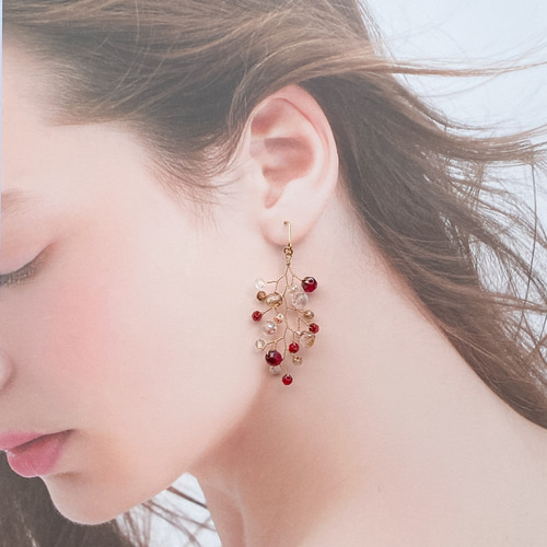 チェコビーズのロング小枝アクセサリー ピアス/イヤリング]レッド