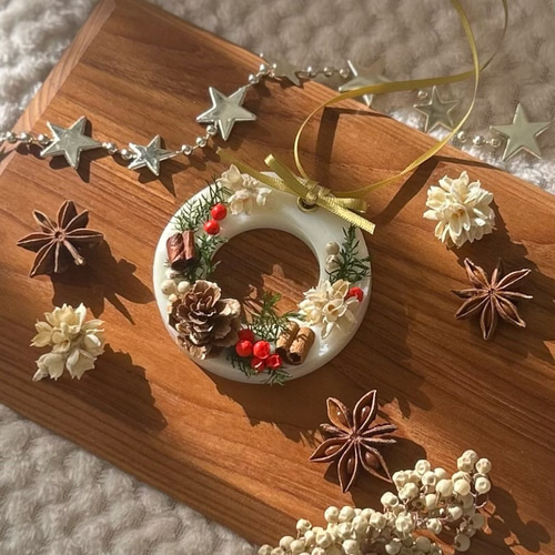 CHRISTMAS】柑橘香るリースのアロマワックスサシェ～frozentangerine